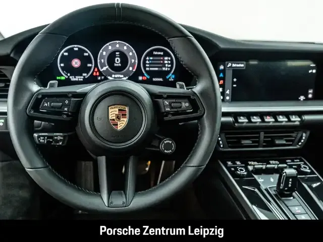 Porsche 992