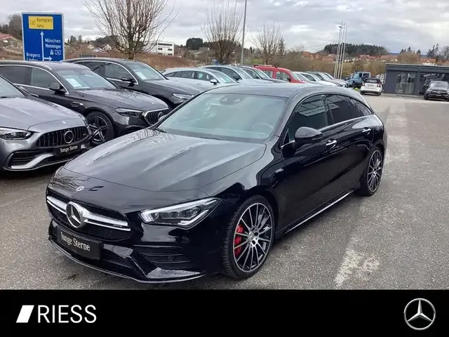 Mercedes-Benz CLA 35 AMG