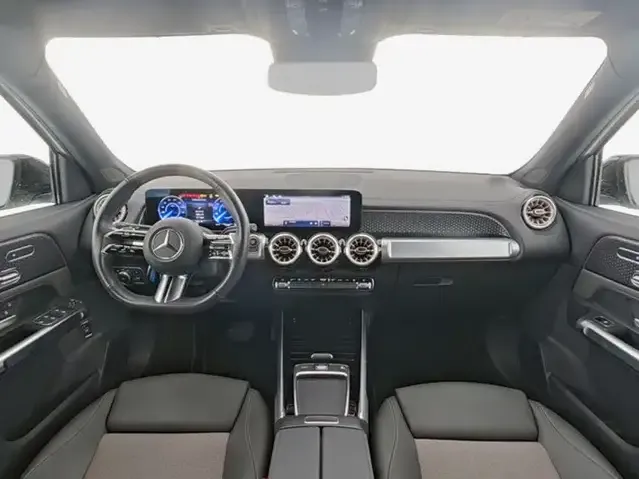 Mercedes-Benz EQB 300