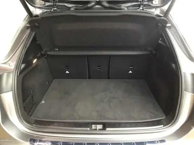 Mercedes-Benz EQA 300