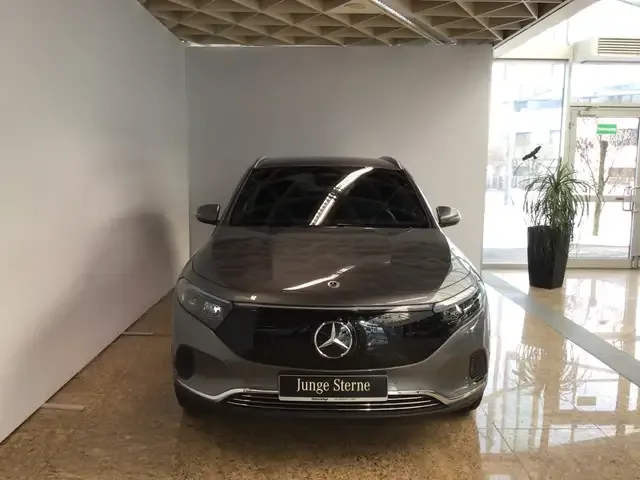 Mercedes-Benz EQA 300