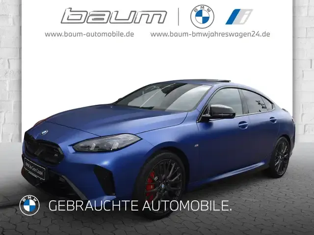 BMW 235