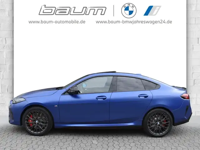 BMW 235