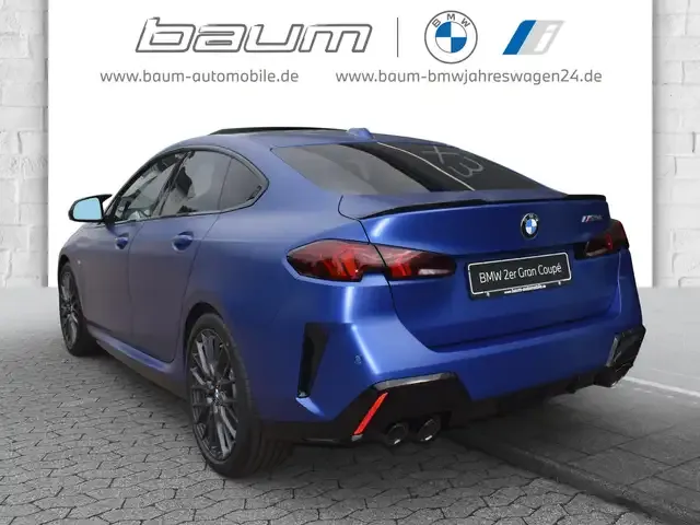BMW 235