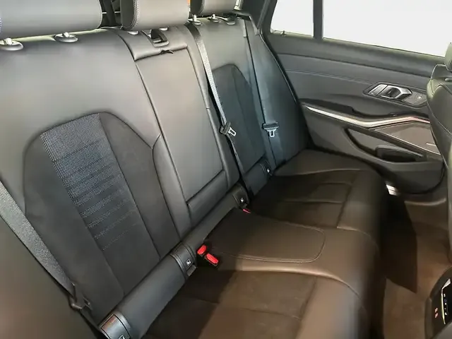 BMW 340