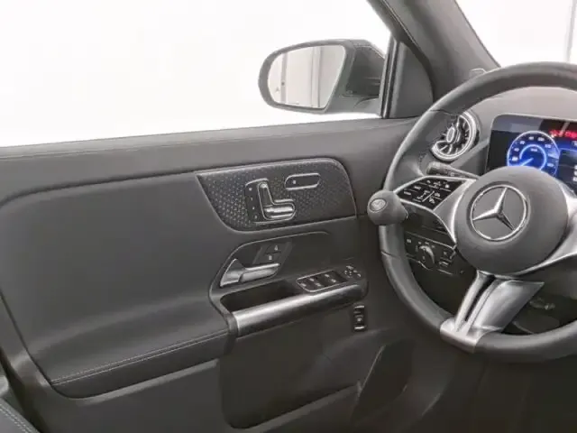 Mercedes-Benz EQA 350