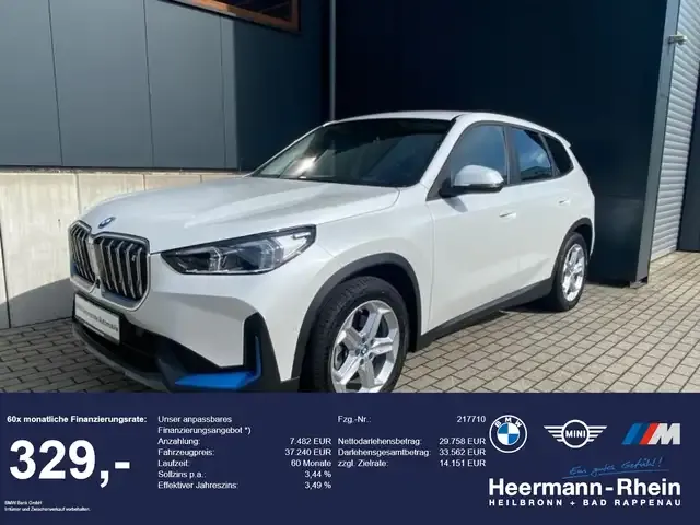 BMW iX1