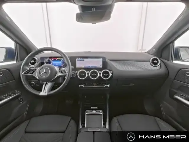 Mercedes-Benz B 220