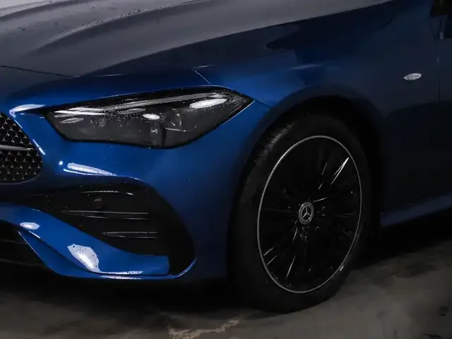 Mercedes-Benz CLE 300