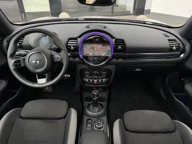 MINI Cooper Clubman
