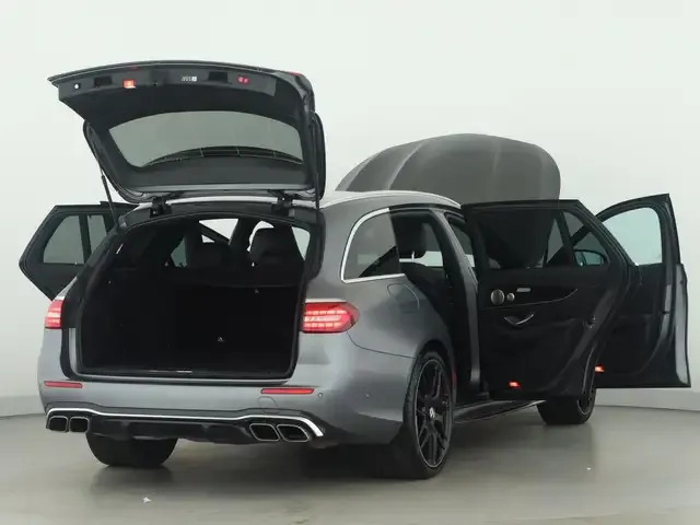 Mercedes-Benz E 63 AMG