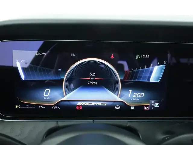 Mercedes-Benz E 63 AMG