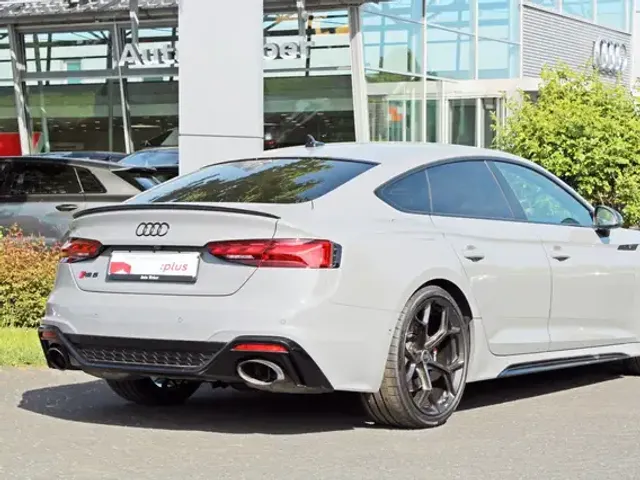 Audi RS5
