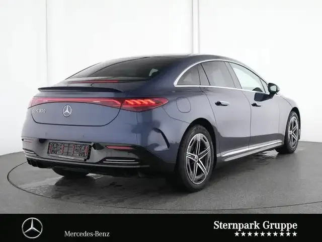 Mercedes-Benz EQE 300