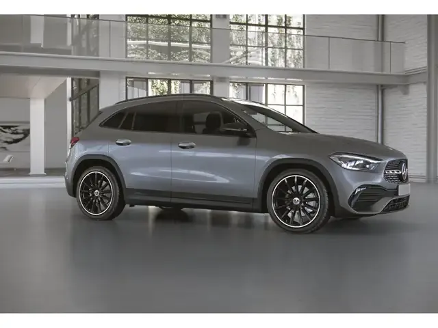 Mercedes-Benz GLA 220