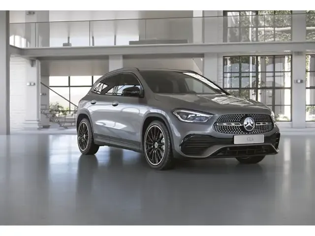 Mercedes-Benz GLA 220