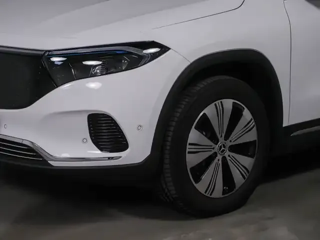 Mercedes-Benz EQA 300