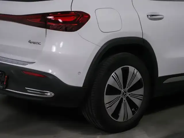 Mercedes-Benz EQA 300