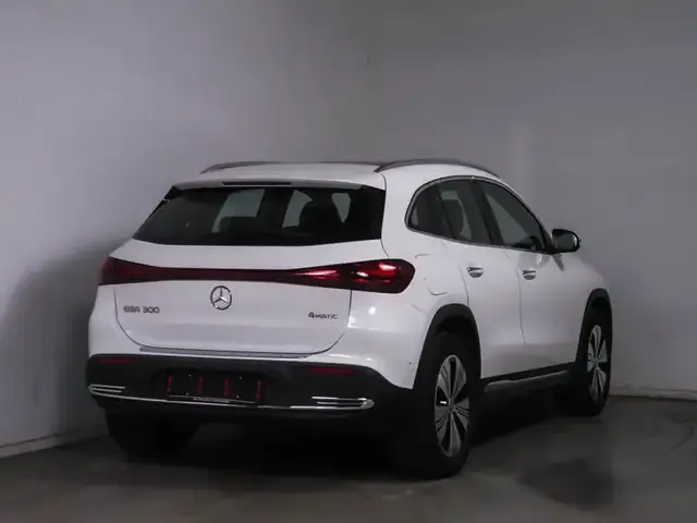 Mercedes-Benz EQA 300
