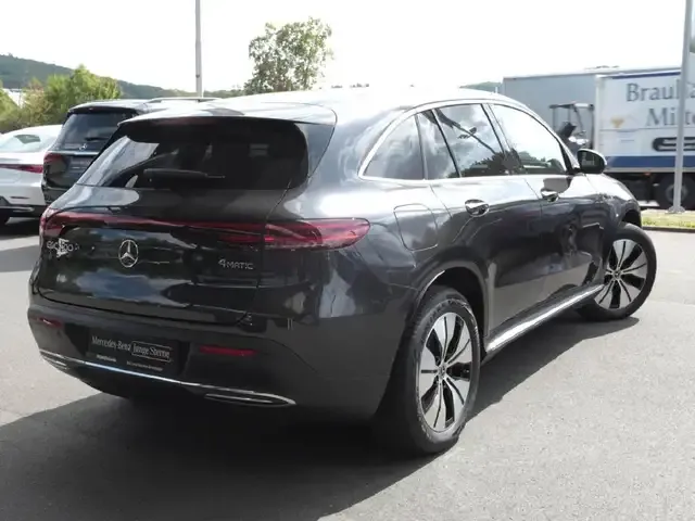 Mercedes-Benz EQC 400