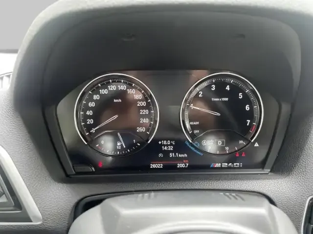 BMW 240