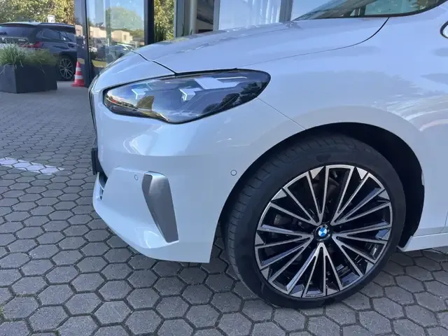 BMW 223