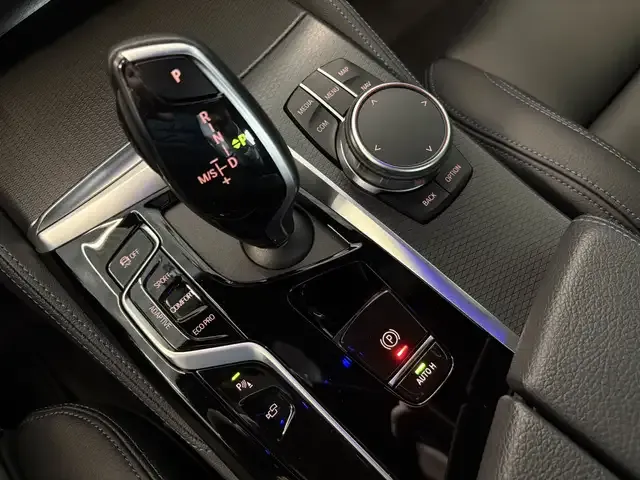 BMW 550