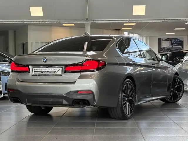 BMW 550