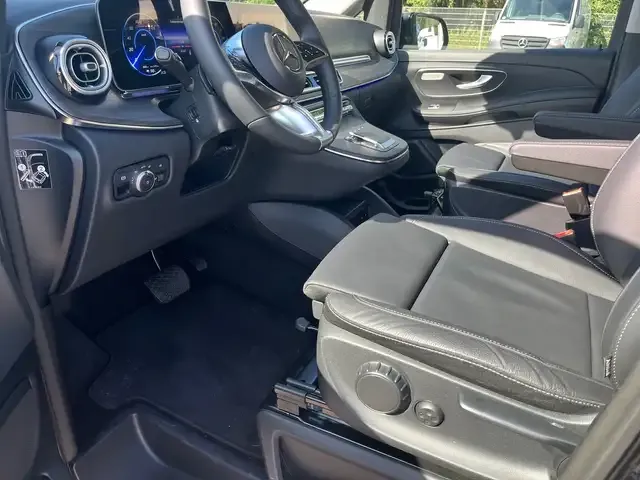 Mercedes-Benz EQV 300