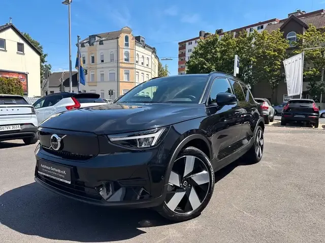 Volvo EX40
