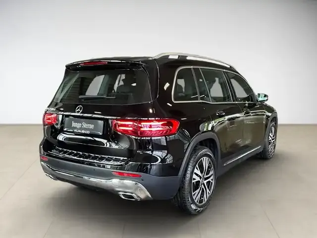 Mercedes-Benz GLB 200