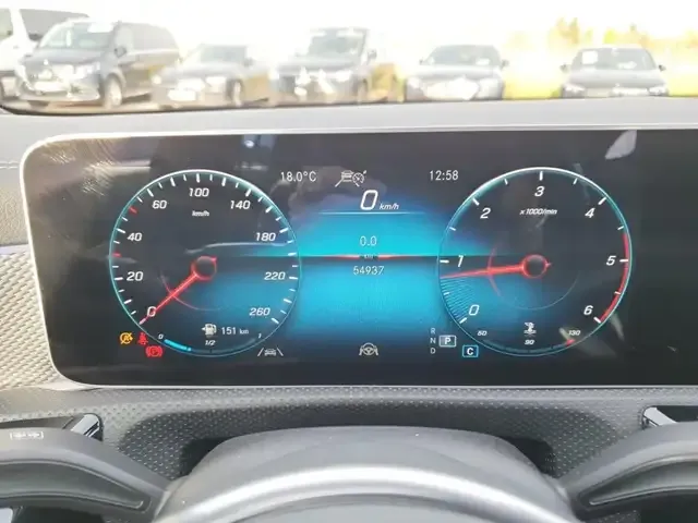 Mercedes-Benz CLA 200