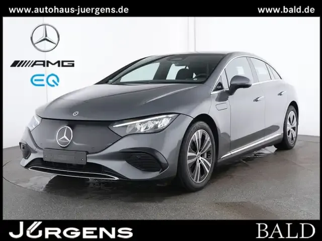 Mercedes-Benz EQE 300