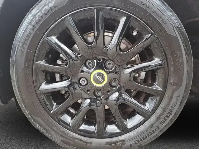 MINI Cooper SE