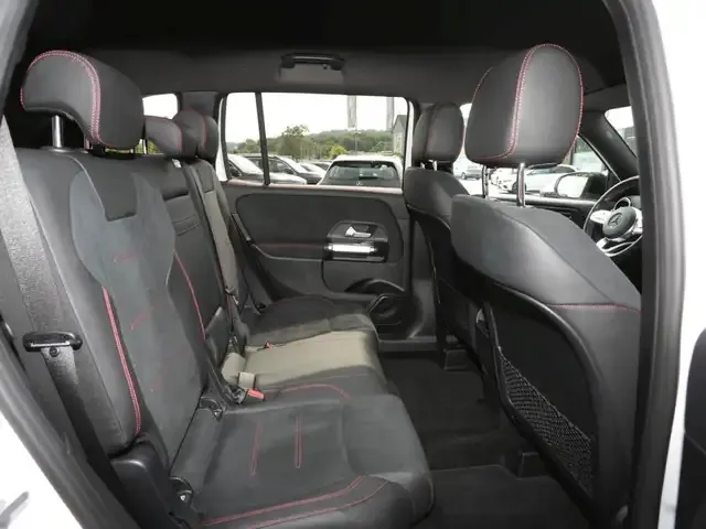 Mercedes-Benz GLB 250