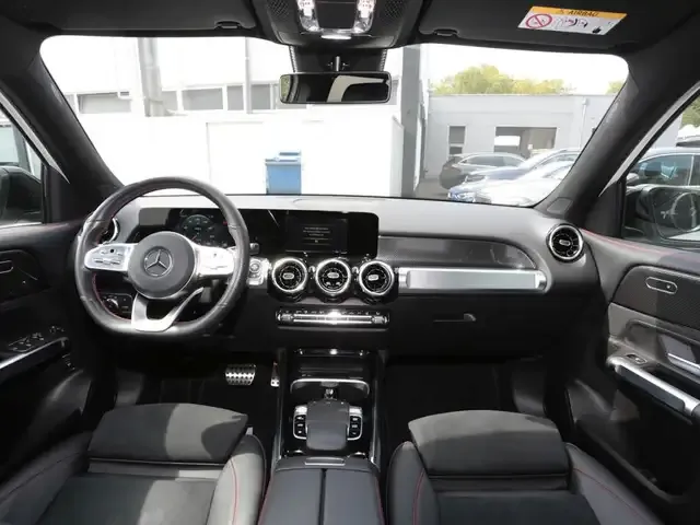 Mercedes-Benz GLB 250