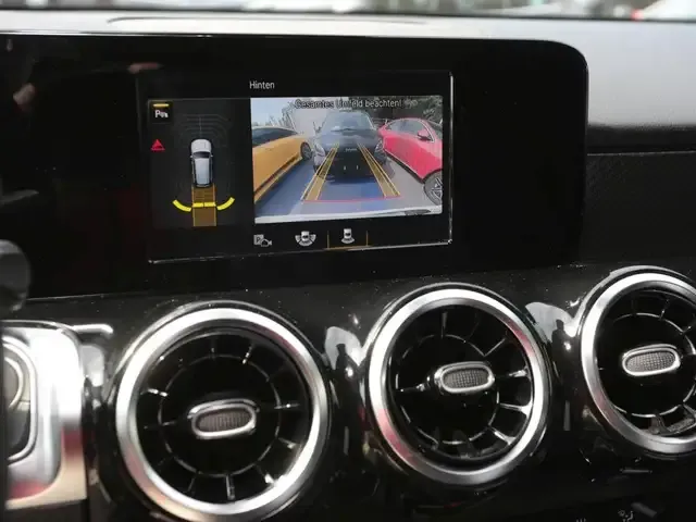 Mercedes-Benz GLB 250