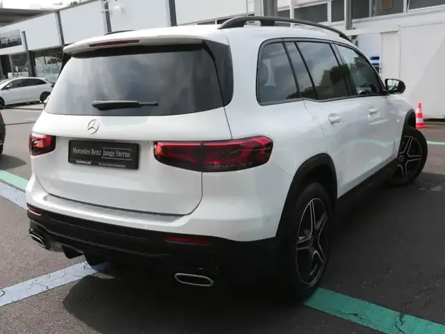 Mercedes-Benz GLB 250