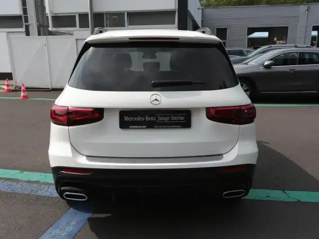 Mercedes-Benz GLB 250
