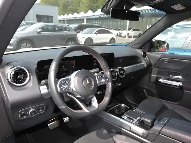 Mercedes-Benz GLB 250