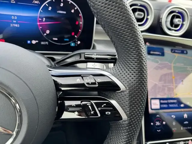 Mercedes-Benz C 220