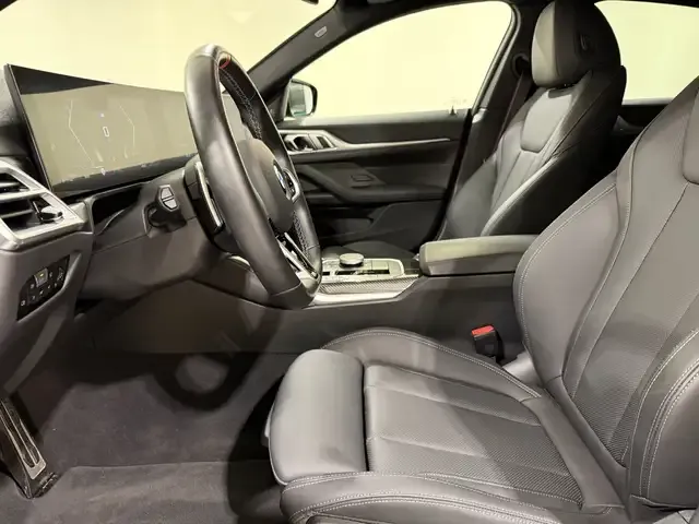 BMW 440