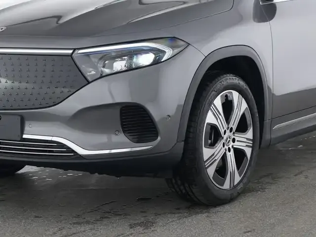 Mercedes-Benz EQA 300
