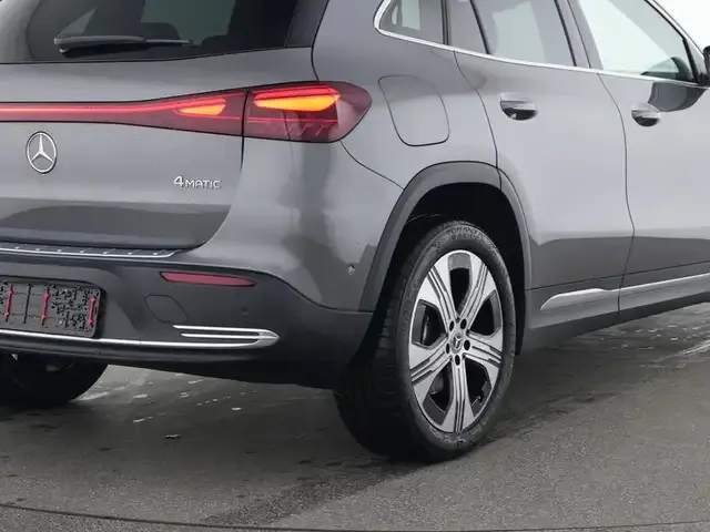 Mercedes-Benz EQA 300