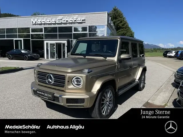 Mercedes-Benz G 400
