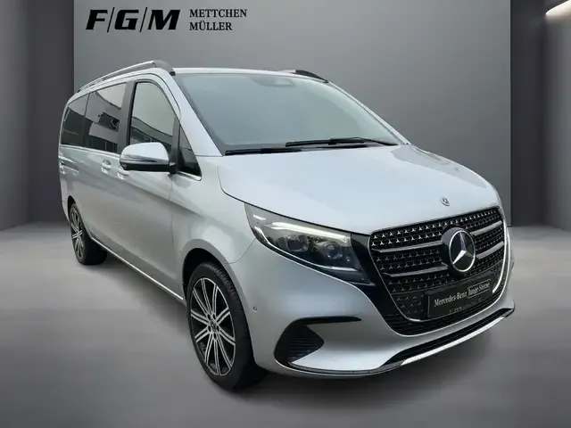 Mercedes-Benz V 250