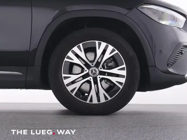 Mercedes-Benz GLA 220