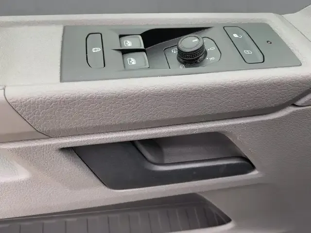 Volkswagen T6.1 Caravelle