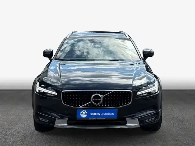 Volvo V90 Cross Country