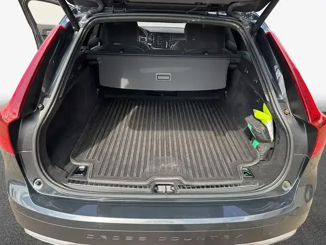 Volvo V90 Cross Country